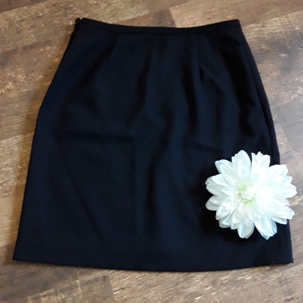 J.McLaughlin New Bonnebelle Black Wool Blend Lined Zip Skirt Size 4